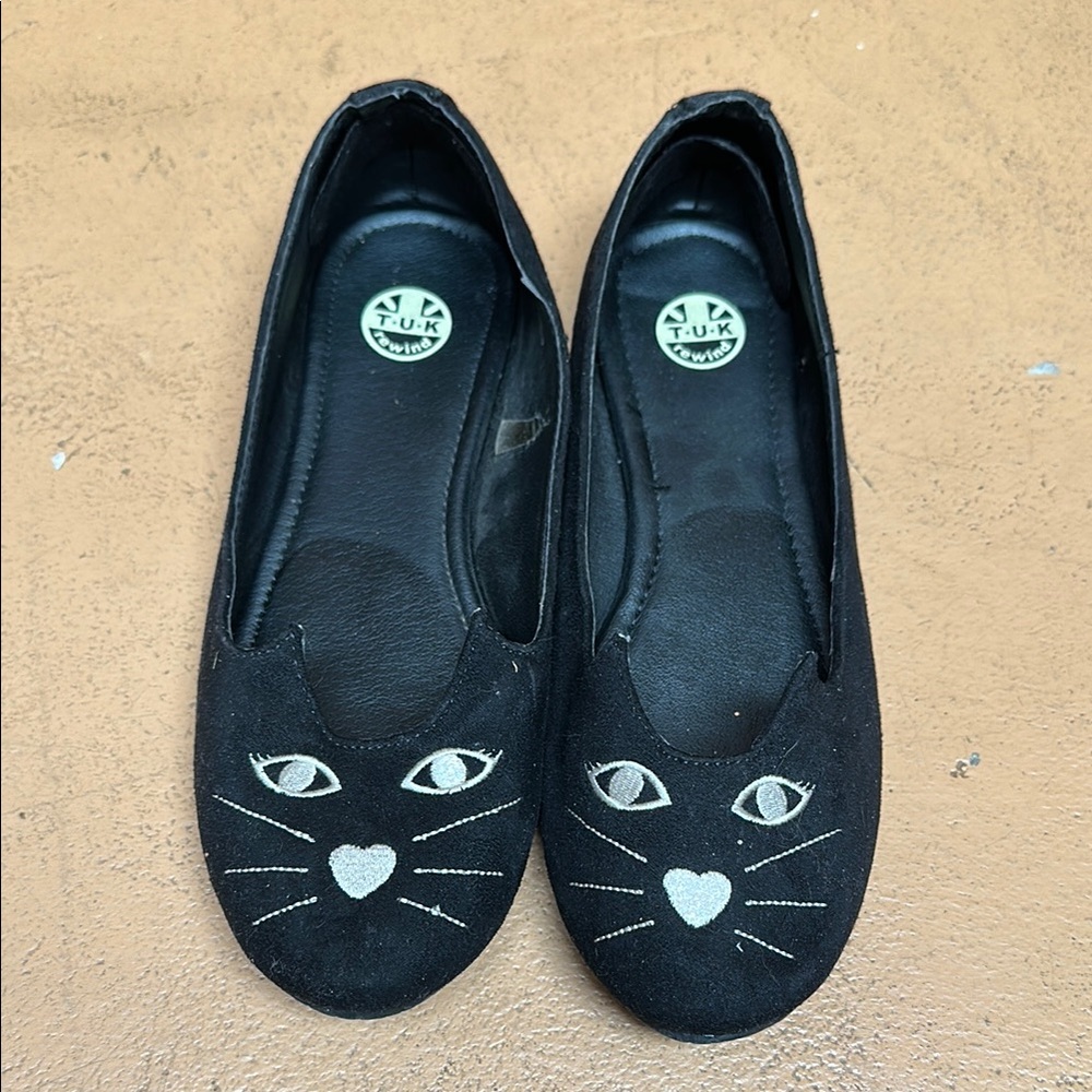 T.U.K Black Cat Embroidered Flats